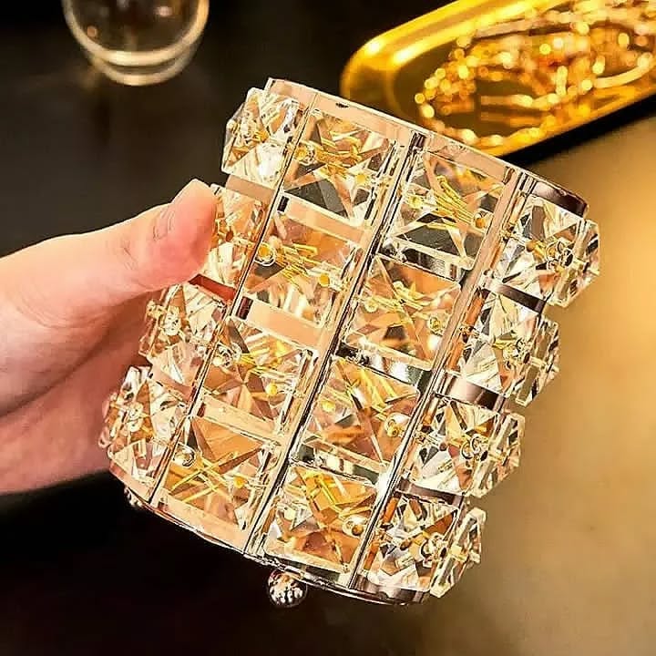 Premium Golden Brush Makeup Holder.